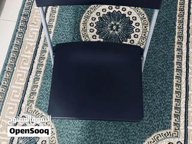 كراسي جلوس اسود