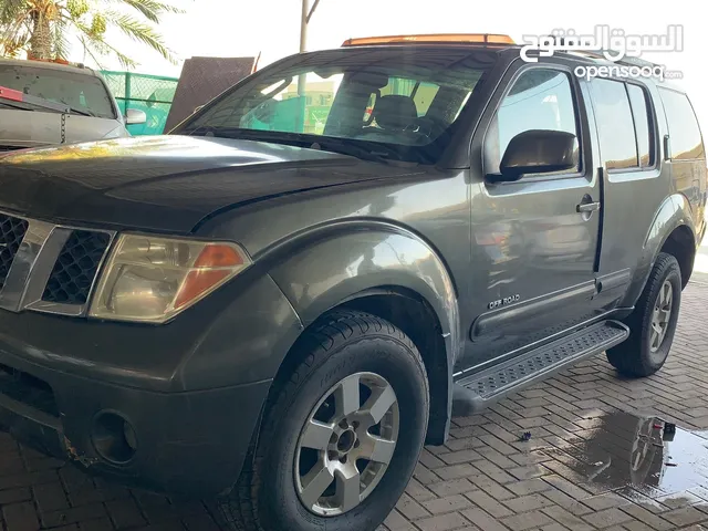 Used Nissan Pathfinder in Ajman