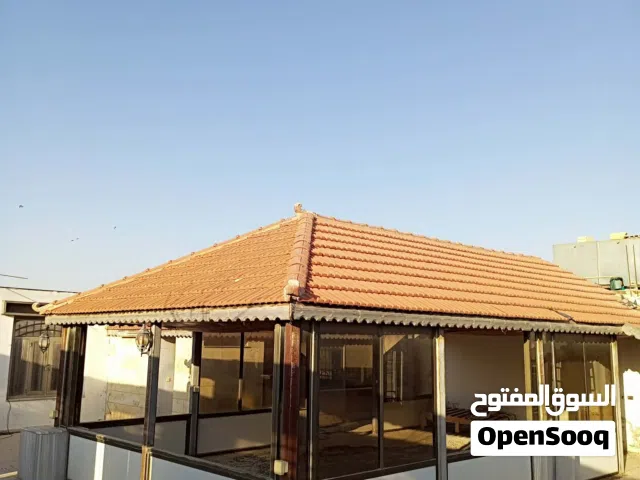 70 m2 Studio Townhouse for Sale in Madaba Juraynah