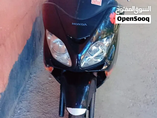 فورزه بحالت الوكاله الدراجه ما ناقصه اي شي تشغل وتطلع سعره مليون ونص