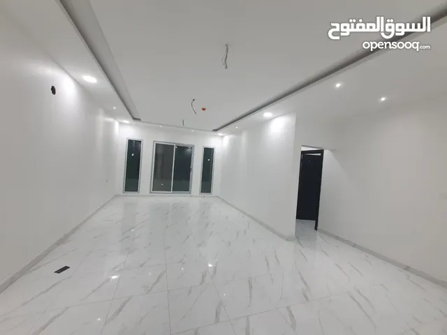 241 m2 5 Bedrooms Apartments for Sale in Muharraq Hidd