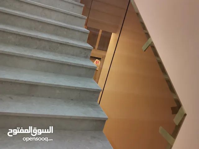 فني زجاج سكريت ومرايا خدمة جميع مناطق الكويت