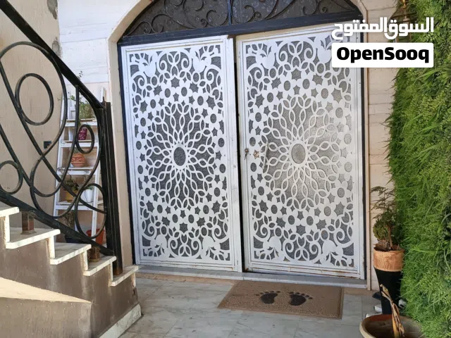 580 m2 More than 6 bedrooms Townhouse for Sale in Tripoli Al-Najila