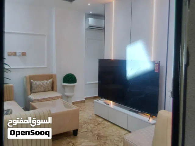 شقه مفروشه جاهزه