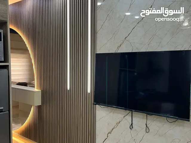 ستديو فاخر جدا مفروش للايجار الدوار السابع خلف السي تاون