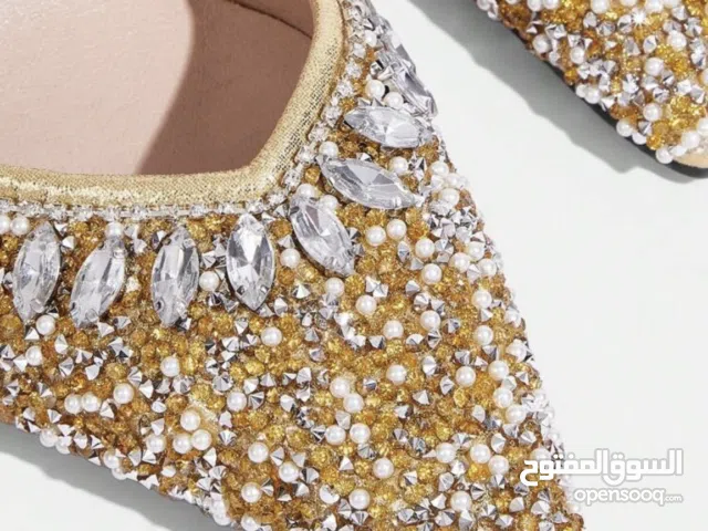 حذاء جديد  من Shein