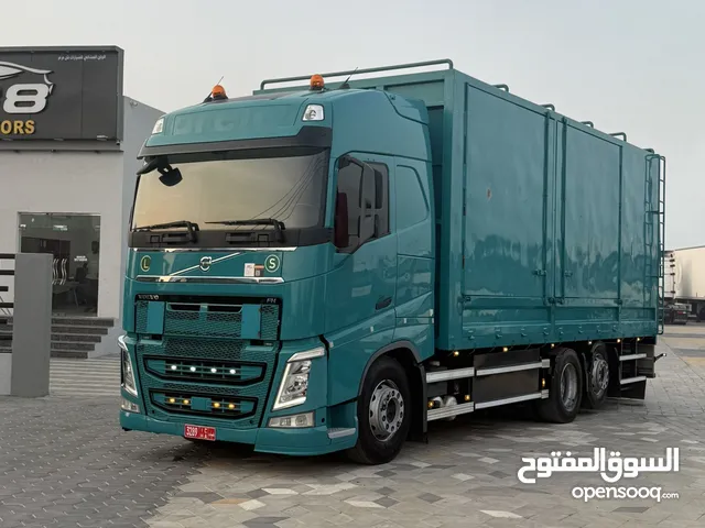فولفو شاحنة 2015
