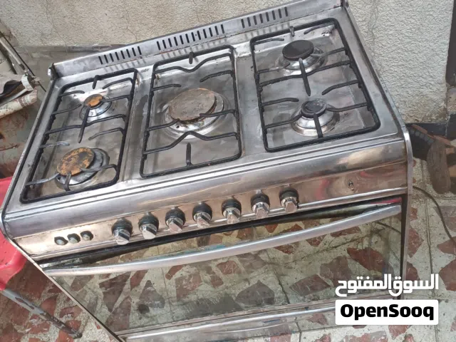 طباخ مستعمل نظيف
