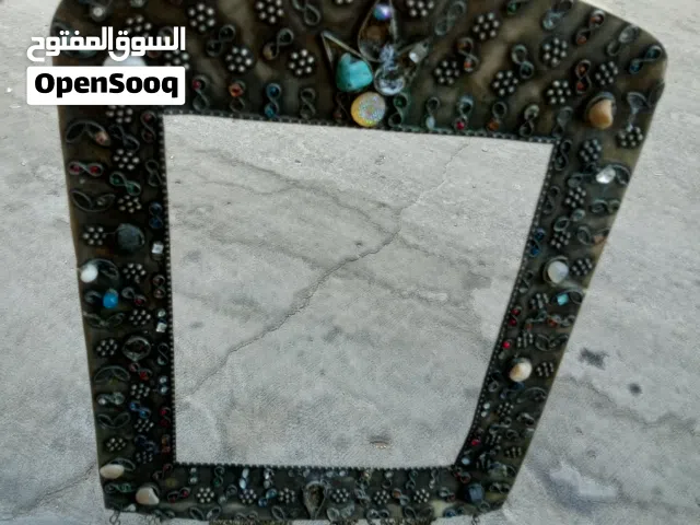 للبيع: مرآة/إطار تراثي فريد من نوعه بتصميم يدوي عتيق لمحبي التميز والقطع الفنية النادرة والعتيقة