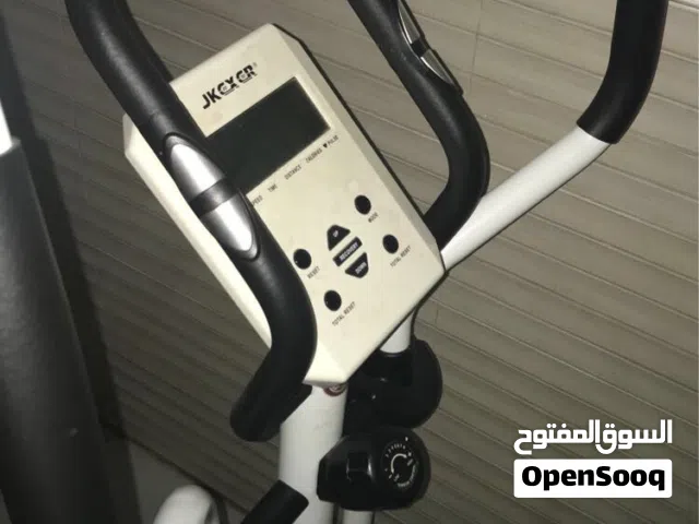جهاز رياضي كارديو نضيف ما عليه شي