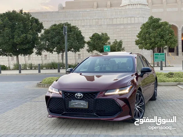 Toyota Avalon 2019 in Al Dakhiliya