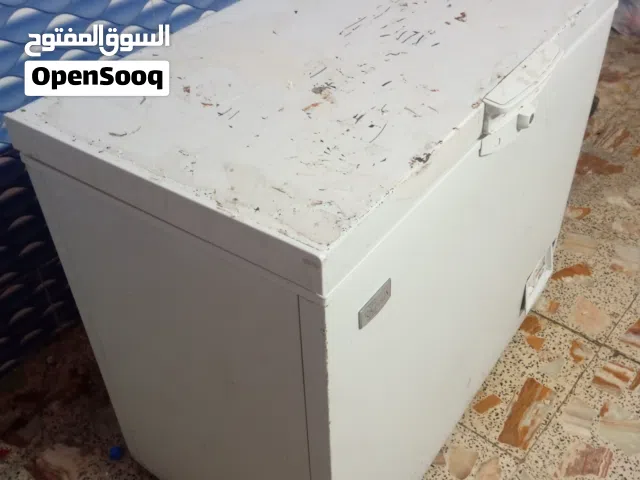 مجمدة للبيع