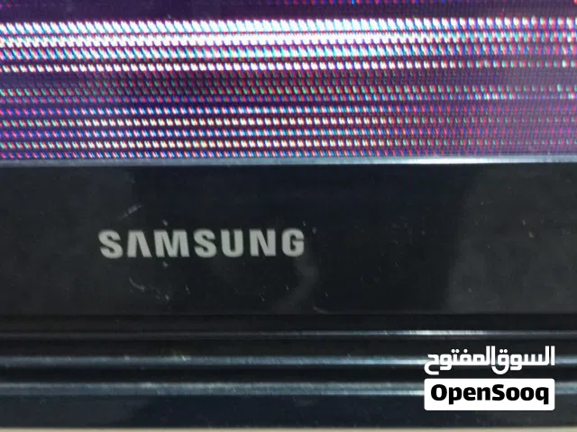 شاشة سامسونج مكسورة