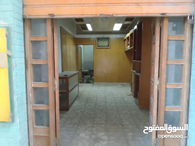 محل مجھز للايجار