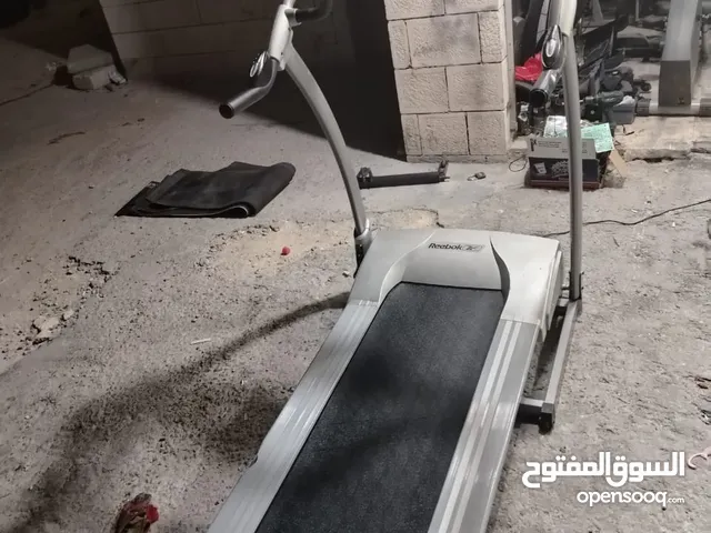 جهاز مشي جري أمريكي مستعمل بحاله ممتازه Reebok