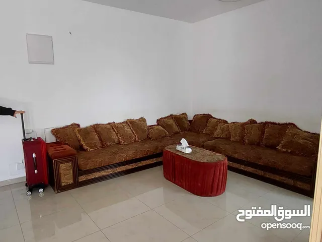 شقة مفروشة للإيجار – للعائلات فقط