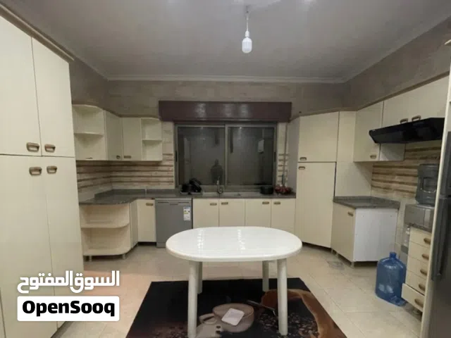 مطبخ للبيع