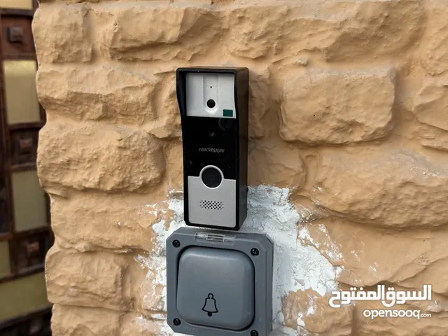 عرض على انتركوم منزلي من شركة Hikvision