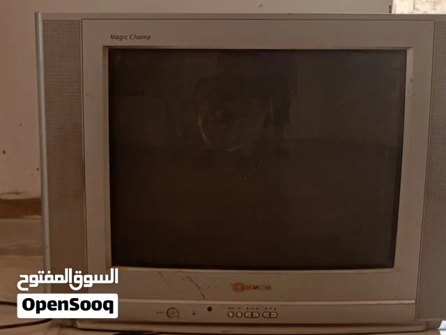 تلفاز بحالة جيدة للبيع
