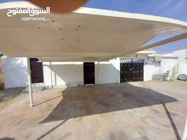 44 m2 2 Bedrooms Apartments for Rent in Al Ain Al Jimi