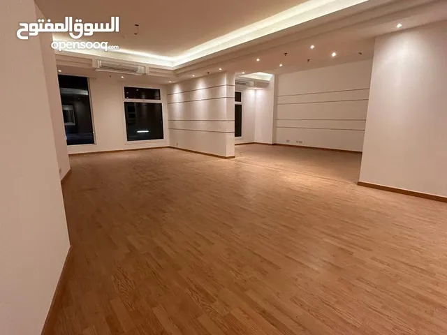 200 m2 5 Bedrooms Apartments for Rent in Jeddah As Safa