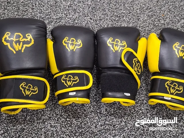3 قفازات ملاكمة للبيع 3 boxing gloves for sale