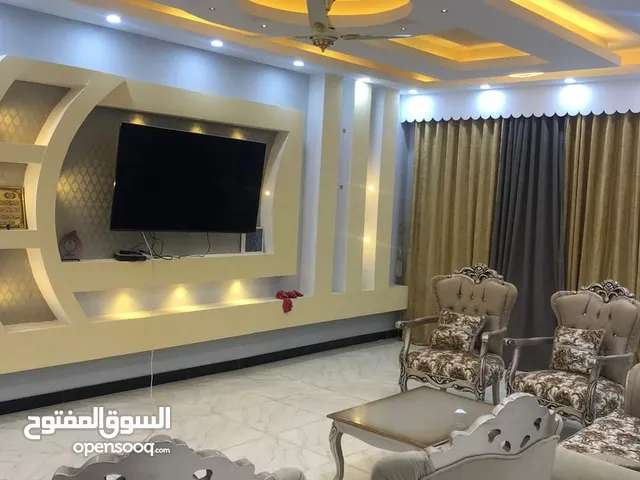 220m2 4 Bedrooms Townhouse for Sale in Basra Dur Al-Naft