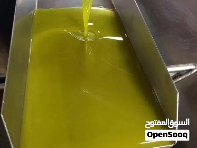 زيت زيتون من مزارع الحاكوره القديم 50 والجديد 80
