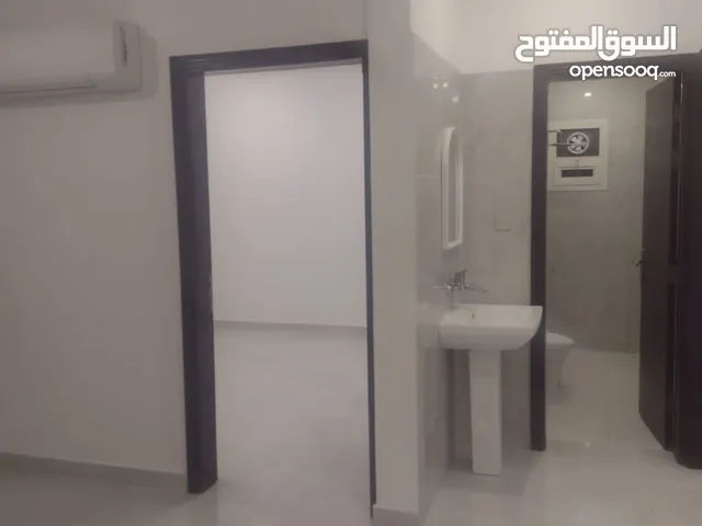 180 m2 4 Bedrooms Apartments for Rent in Al Madinah As Salam