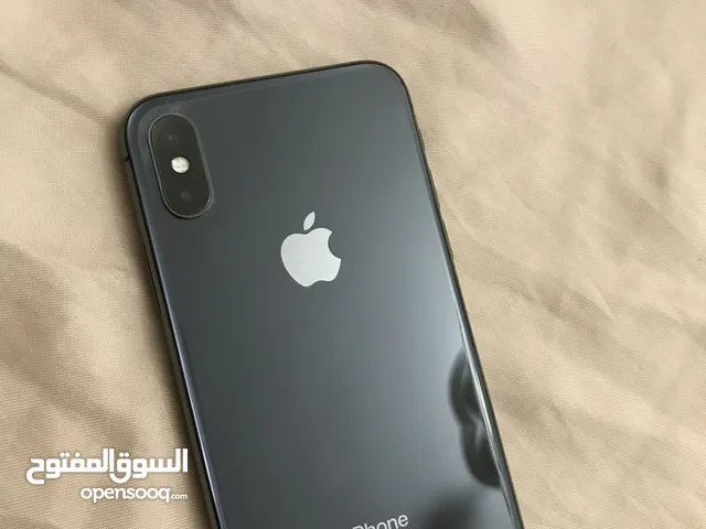 وكاله ولا خدشه   iPhone X  سعه التخزين 64