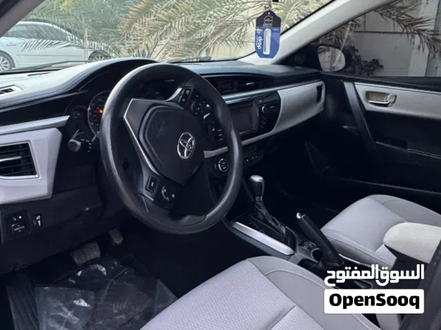 Used Toyota Corolla in Al Dakhiliya