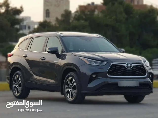 تويوتا هايلاندر موديل 2021 اعلى صنف فحص كامل مالك اول بحالة الوكاله ومن المالك مباشرة
