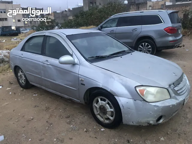 Used Kia Spectra in Tripoli