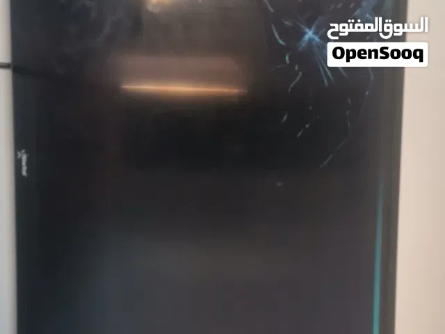 شاشه 32 بوصه بدها تغيير شاشه بسعر 10 دنانير مع ريموتها الأصلي