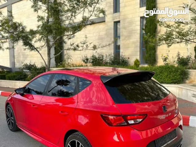 سيات ليون للبيع
