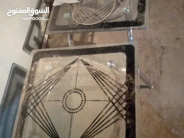 طاولات زوايا