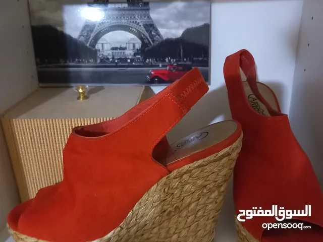 براند زارا و شارلز اند كيت