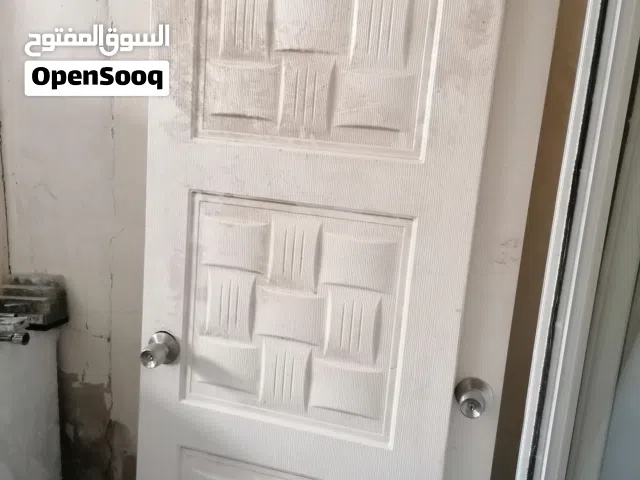 أبواب للبيع