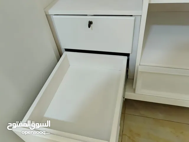 غرفه نوم امريكي اشلي ثقيله جدا جدا. سبب البيع السفر بسعر حرق والله بعوض الغرفه ماببتعوض