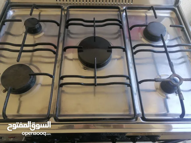فرن غاز يونيفرسال 5 عيون