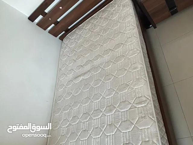 Bed with Mattress / سرير مع مرتبة