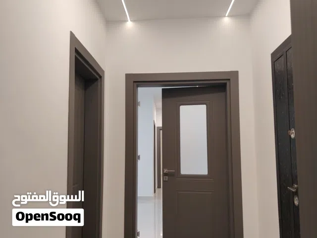 شقة أرضية مرتبة #للبيع في السراج شارع البغدادي  تشطيب شخصي  حديث 2025