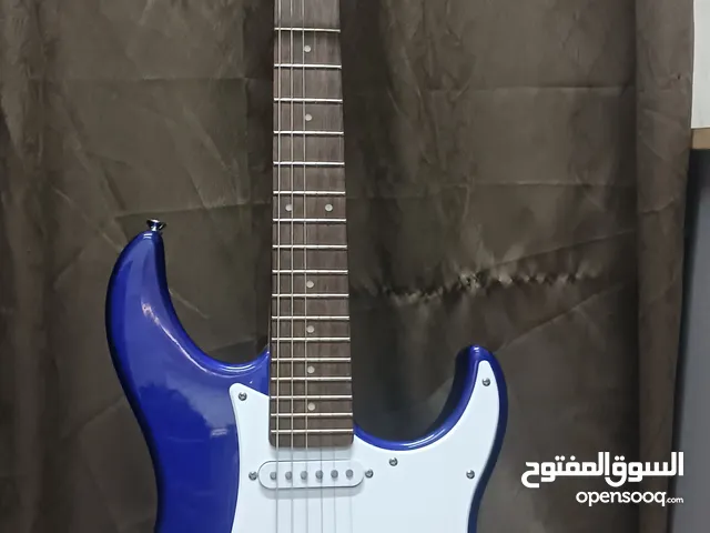 Yamaha EG112C  Electric Guitar
