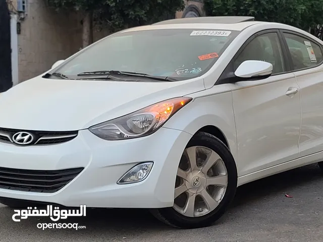 Used Hyundai Elantra in Sana'a