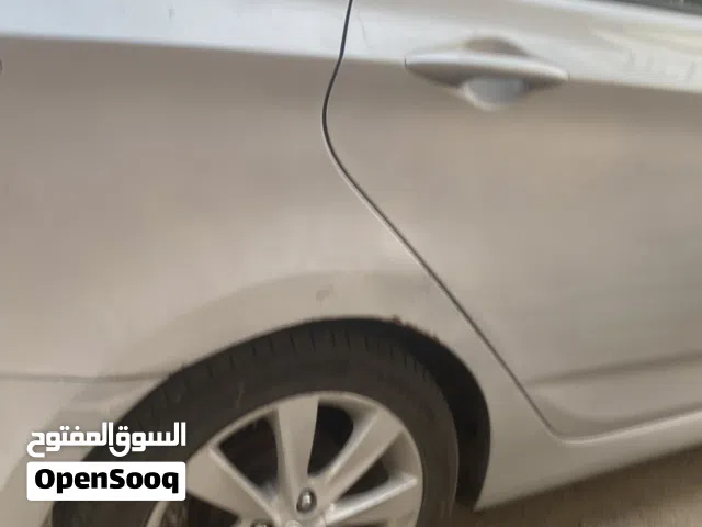 2015 هيونداي اكسنت GL