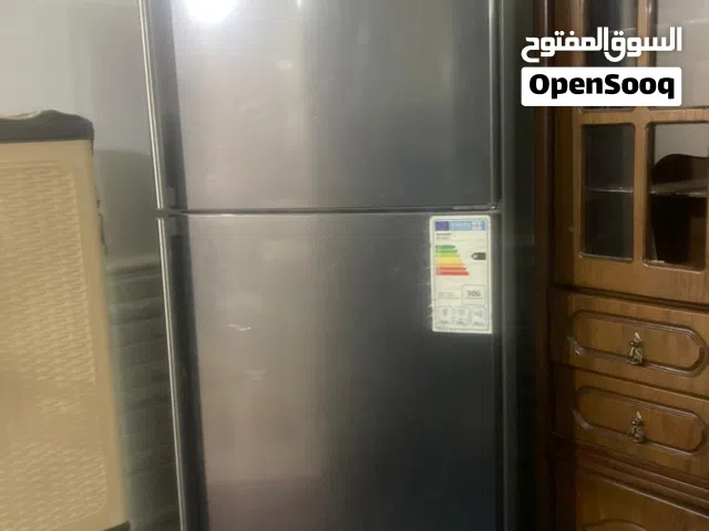 ثلاجه شارب بحاله الوكالة