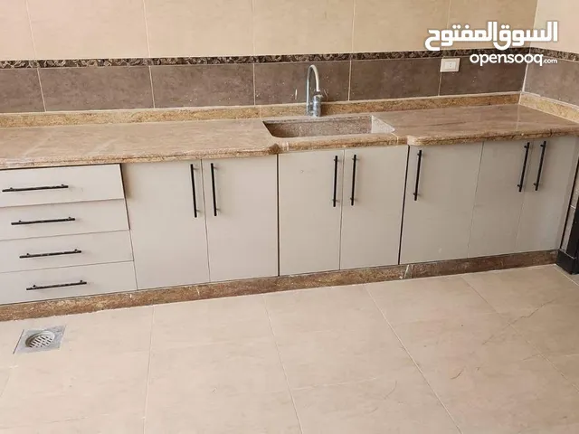 شقة في الحوش صور جنوب لبنان للبيع
