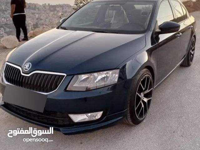 سكودا أوكتافيا البيع او البدل على سيارة اوتومات