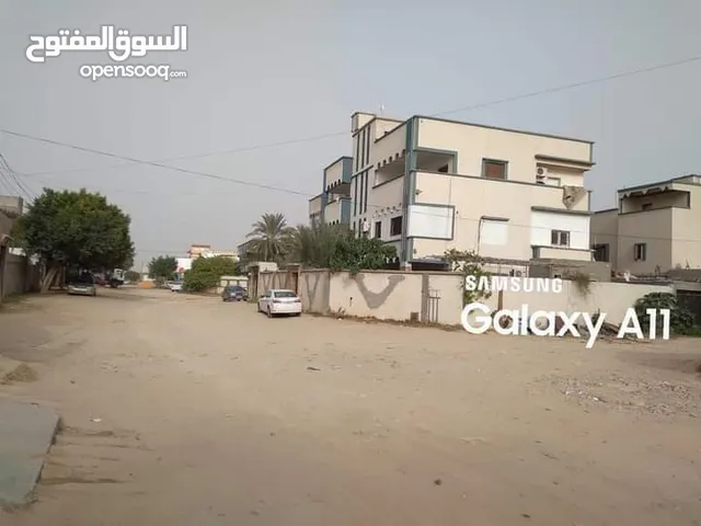 750 m2 5 Bedrooms Townhouse for Sale in Tripoli Janzour