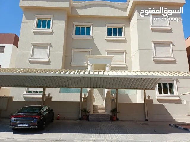 400m2 More than 6 bedrooms Townhouse for Sale in Kuwait City North West Al-Sulaibikhat